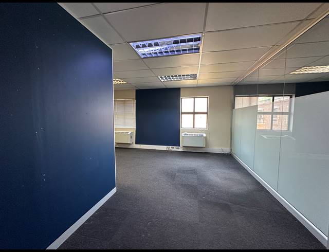 175M² OFFICE TO LET IN CENTURION CENTRAL